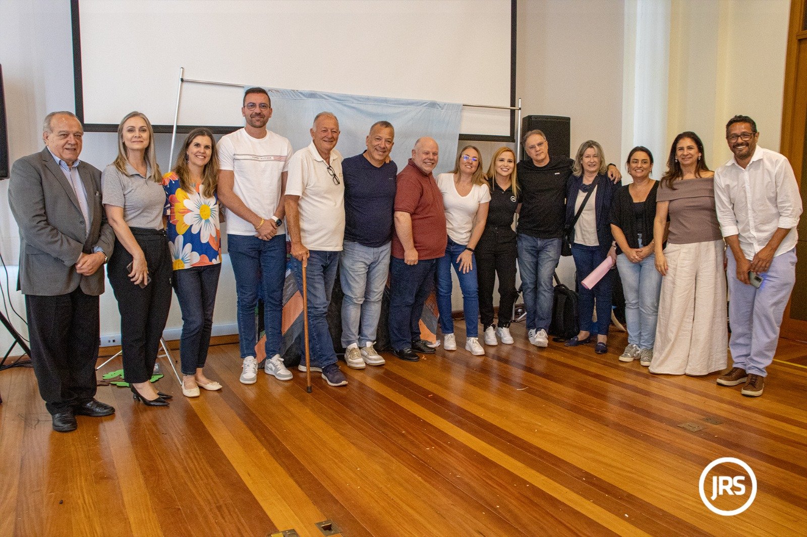 Movimento SOS - Chuvas RS: alunos da Escola Poty Medeiros apresentam a peça “Rua da Esperança”