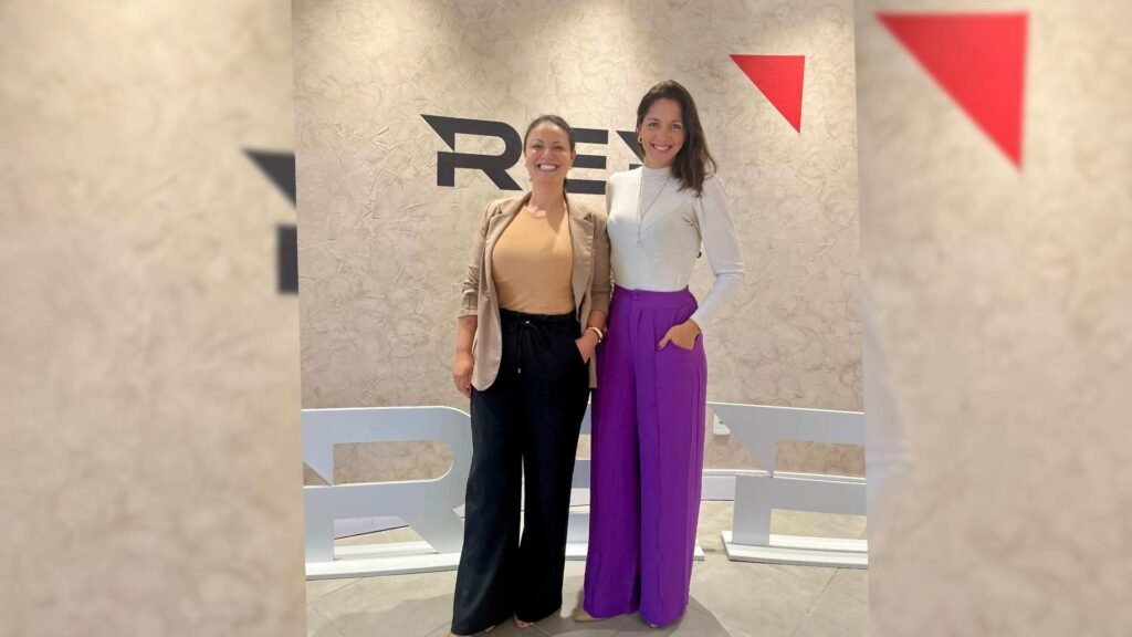 Roberta Rosa - Gerente de Gente e Gestão e Beta Alvarez