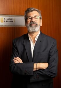 Carlos Josias Menna de Oliveira