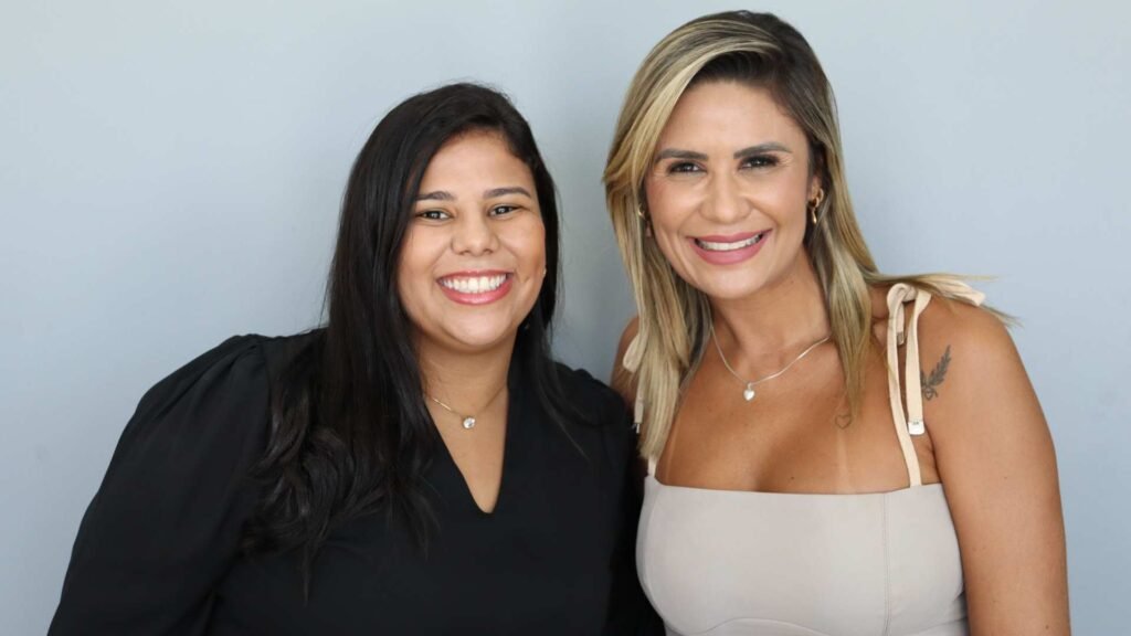 Da esquerda para a direita: Lindsey Pires e Fabiana Cardoso