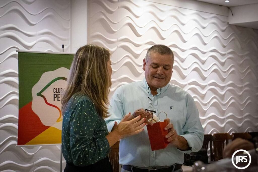 Clube da Pedrinha do RS recebe Ederson Daronco